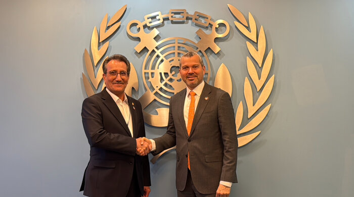 معاون وزیر راه با دبیرکل سازمان بین‌المللی دریانوردی در لندن دیدار کرد